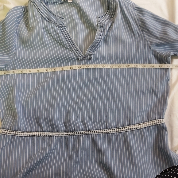 Fourteenth PLACE Striped Blouse - Picture 9 of 9
